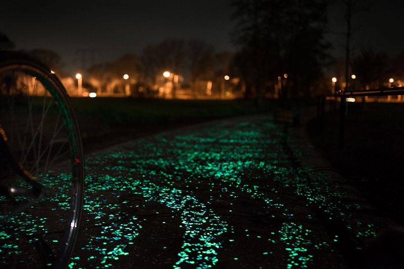 glowing-road-netherlands-Van-Gogh5