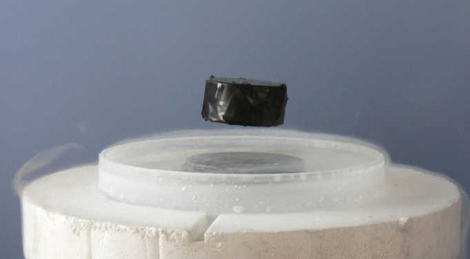 Stinky Hydrogen Sulphide Is The Best Superconductor Yet, Breaks Record