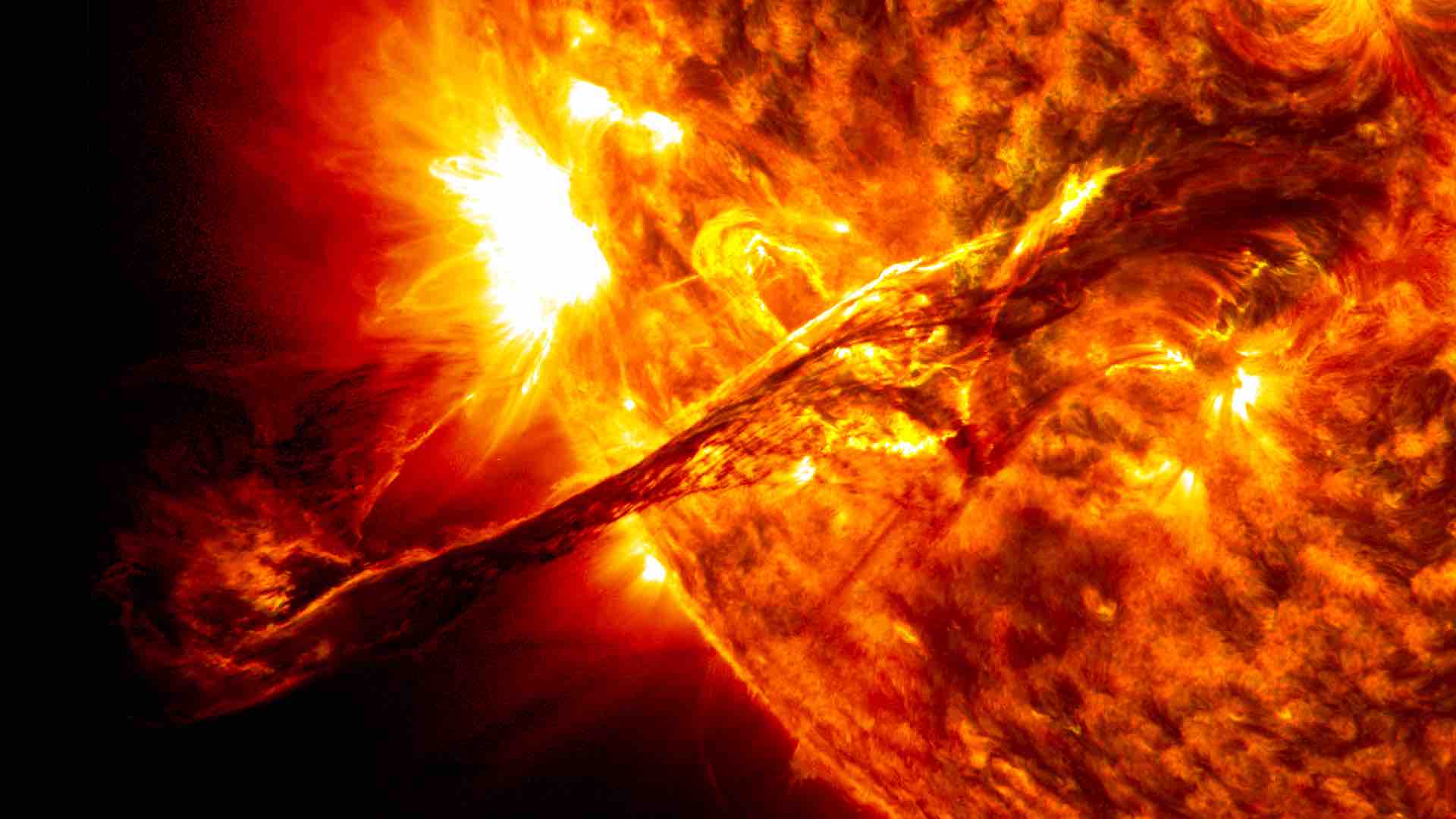 China Just Created An 'Artificial Sun' On Earth In Quest For Unlimited