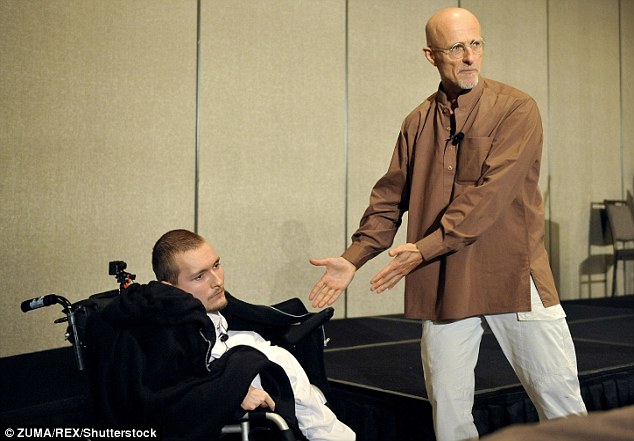 Dr Sergio with Spiridonov for the first human head transplant