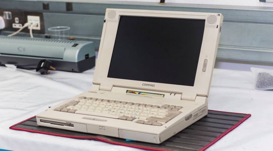 This 20-Year-Old Laptop Maintains The Most Valuable ... - 900 x 500 jpeg 35kB