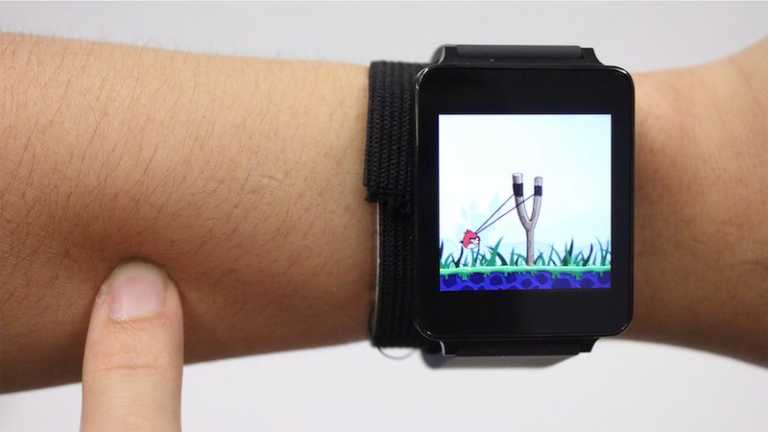 skintrack smartwatch touchscreen