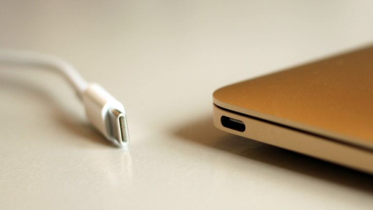 After The EU, India Holding Meeting To Replace iPhone Lightning Port With Type-C