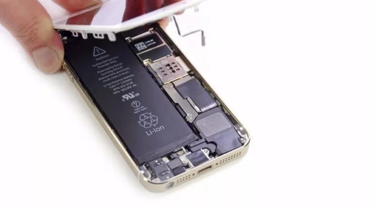 Leaked Videos Reveal Apple’s Secret iPhone And Mac Repair Process