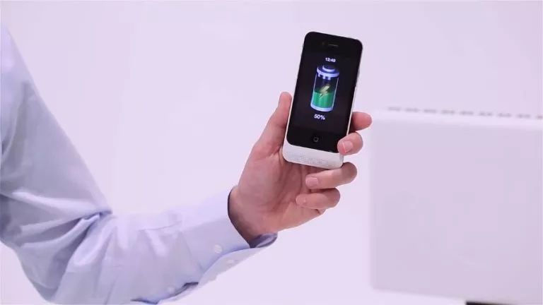 This ‘True Wireless Charger’ Can Fuel Your Smartphone From A 3-Feet Distance