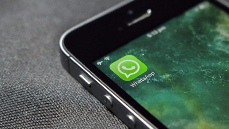 WhatsApp Group Chat Bug
