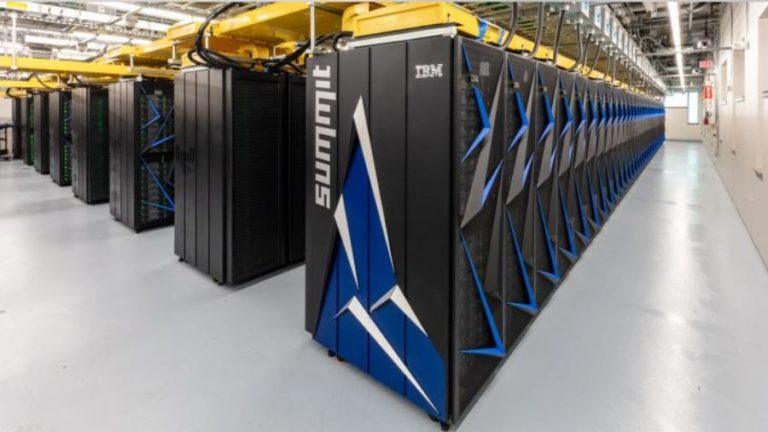 Summit World's Most Powerful Supercomputer