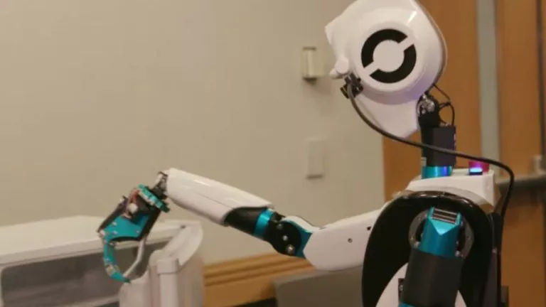 Microsoft Receptionist Assistant Robot