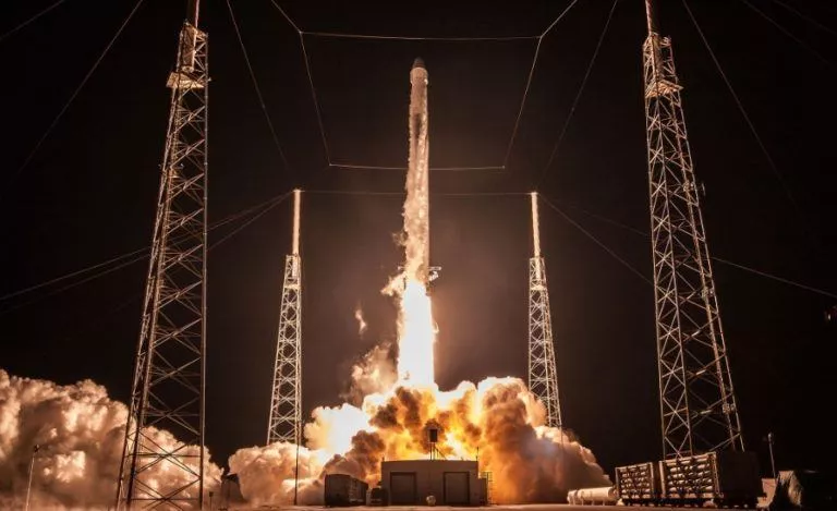 Elon Musk’s SpaceX Gets Approval Deploying 7000+ Internet Satellites