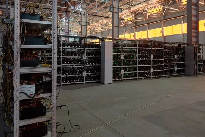 Bitcoin mining farm
