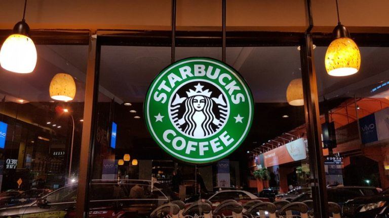 Starbucks bans porn