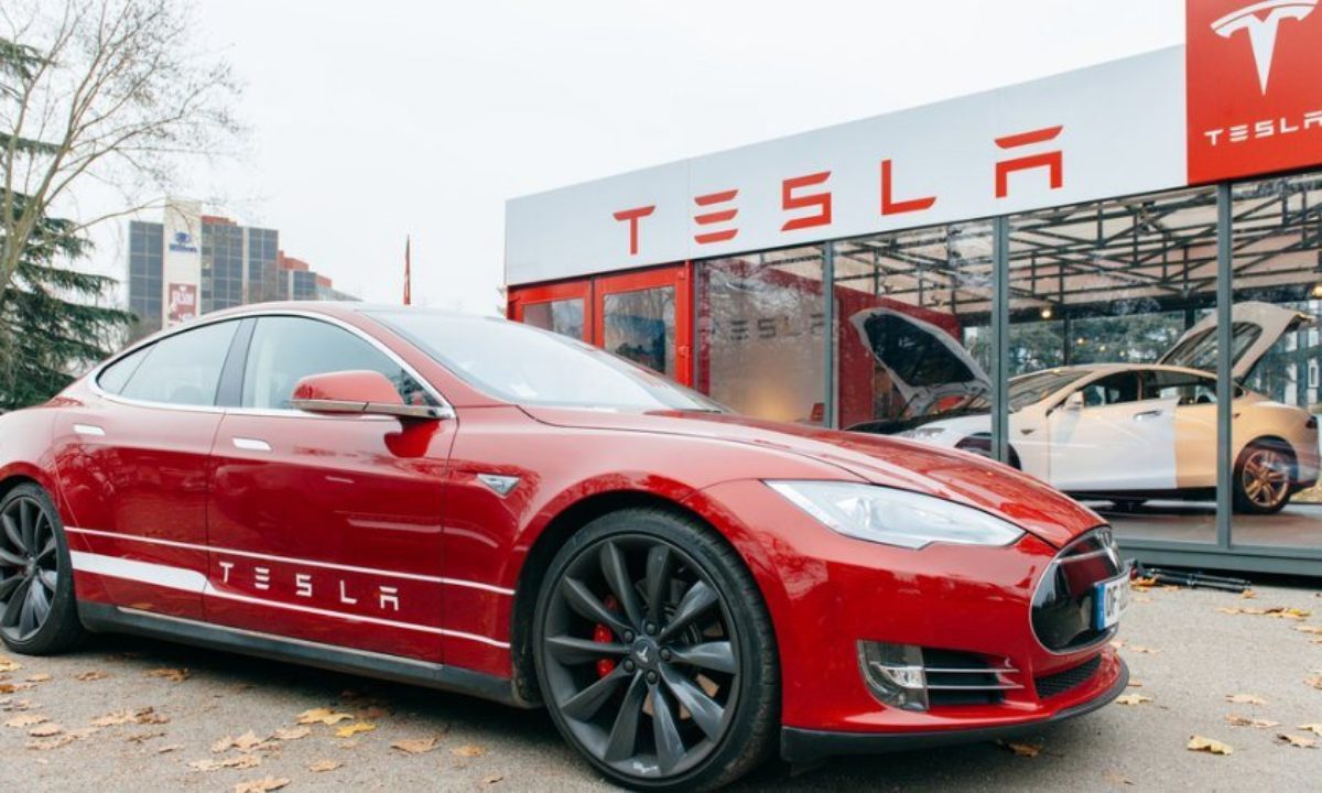 Tesla Patents New Neural AI Chip To Improve Self Driving Ability