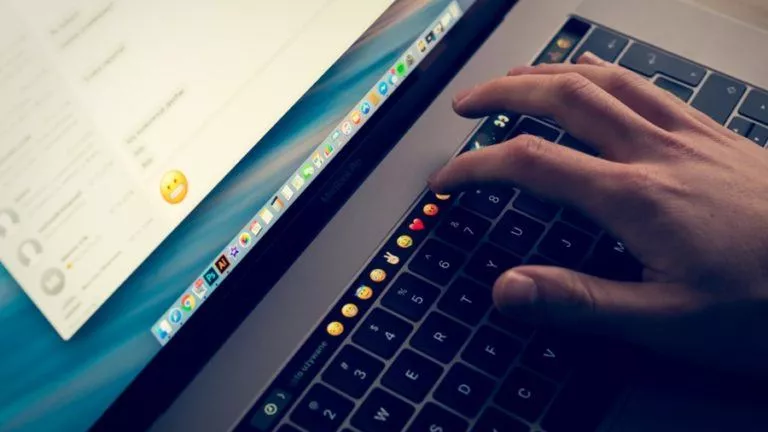 Apple Patents MacBook With Keyboard Under A Flexible Glass Touchscreen