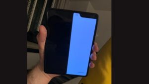 Samsung Galaxy Fold Broken