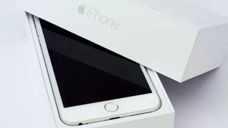 Two College Students Made $1 Million By Replacing Fake iPhones