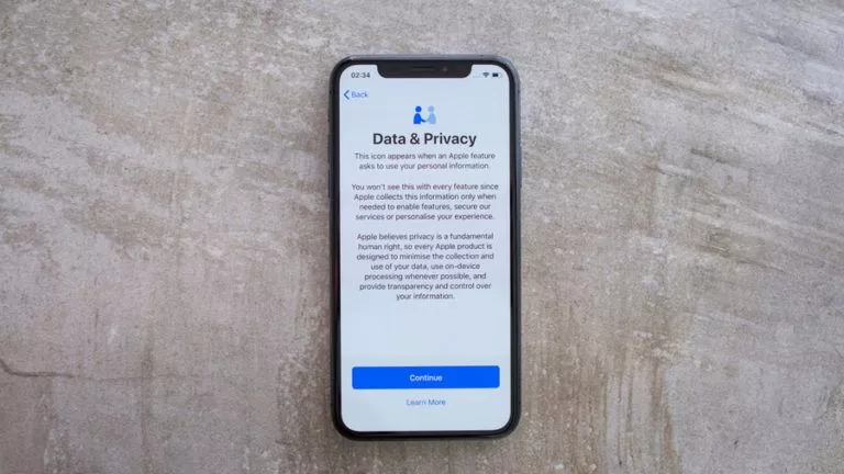 Apple apps send data privacy