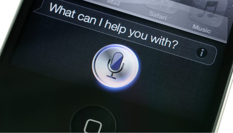 apple siri hears recordings