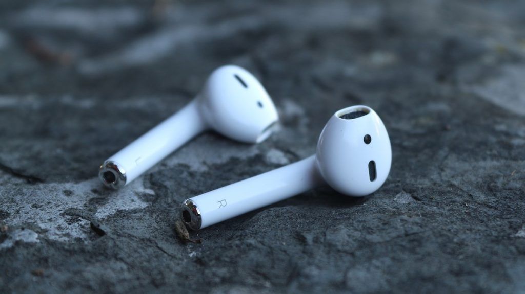 Apple airpods lose to samsung galaxy buds in sound quality test