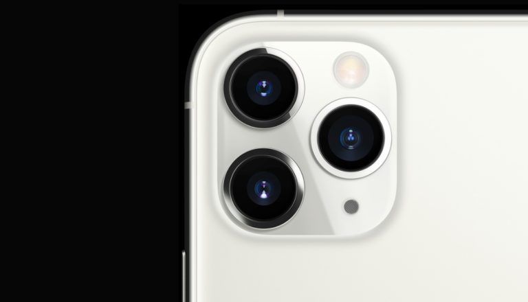 iPhone 11 Pro Fear of holes