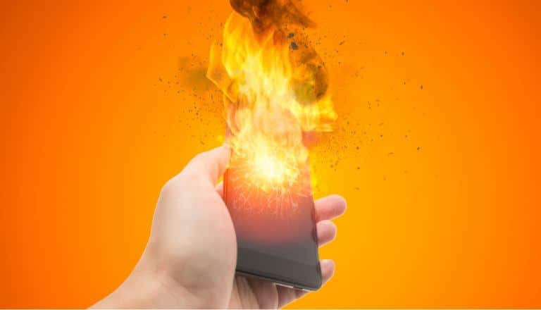 smartphone explodes while on charge