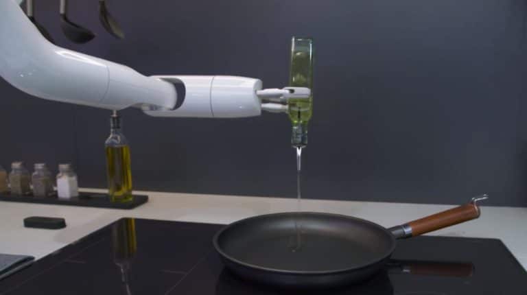 Samsung Bot Chef Food Robot 3
