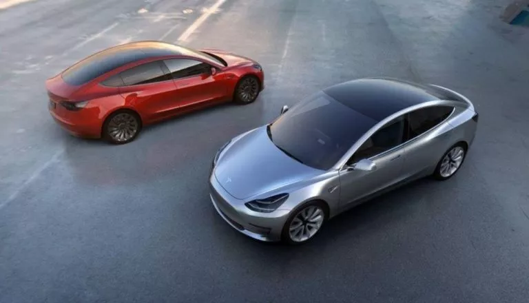 Tesla's electric vehicle competitors are far behind, Tesla Autopilot, self driving
