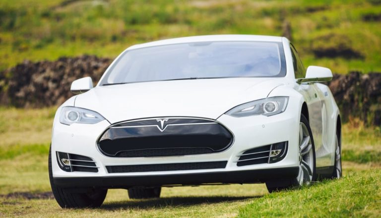 Tesla Model S Improved Range 390 miles and Tesla Model X 351 miles