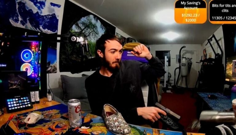 Call Of Duty Streamer Accidentaly Fires A Real Gun On Live Stream