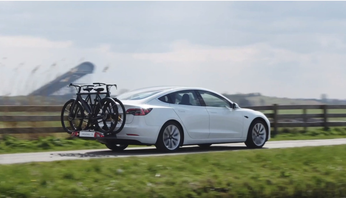 tesla model 3 tow hitch bike rack