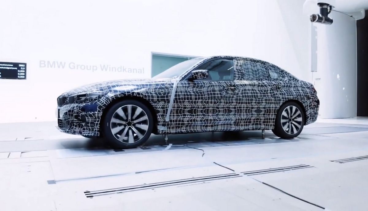 تأكيد إطلاق BMW الفئة الثالثة الهجينة والمزيد في عام 2020 4