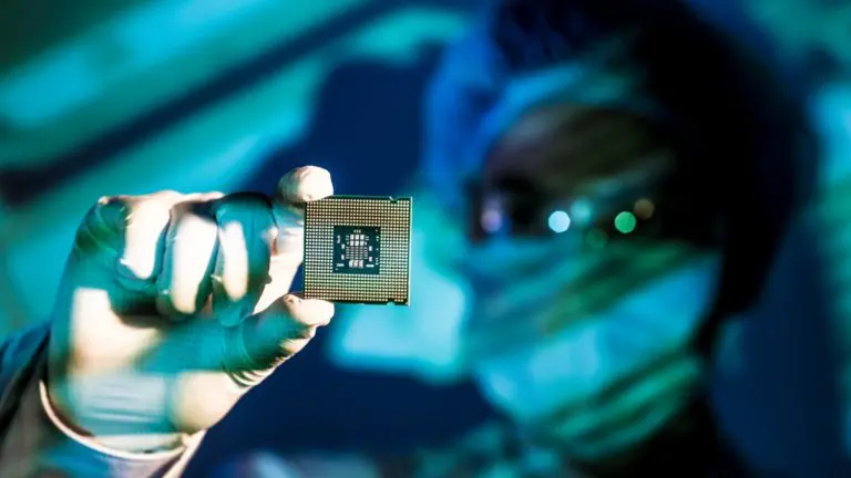 Intel Decouples GPU Drivers OEM Customization