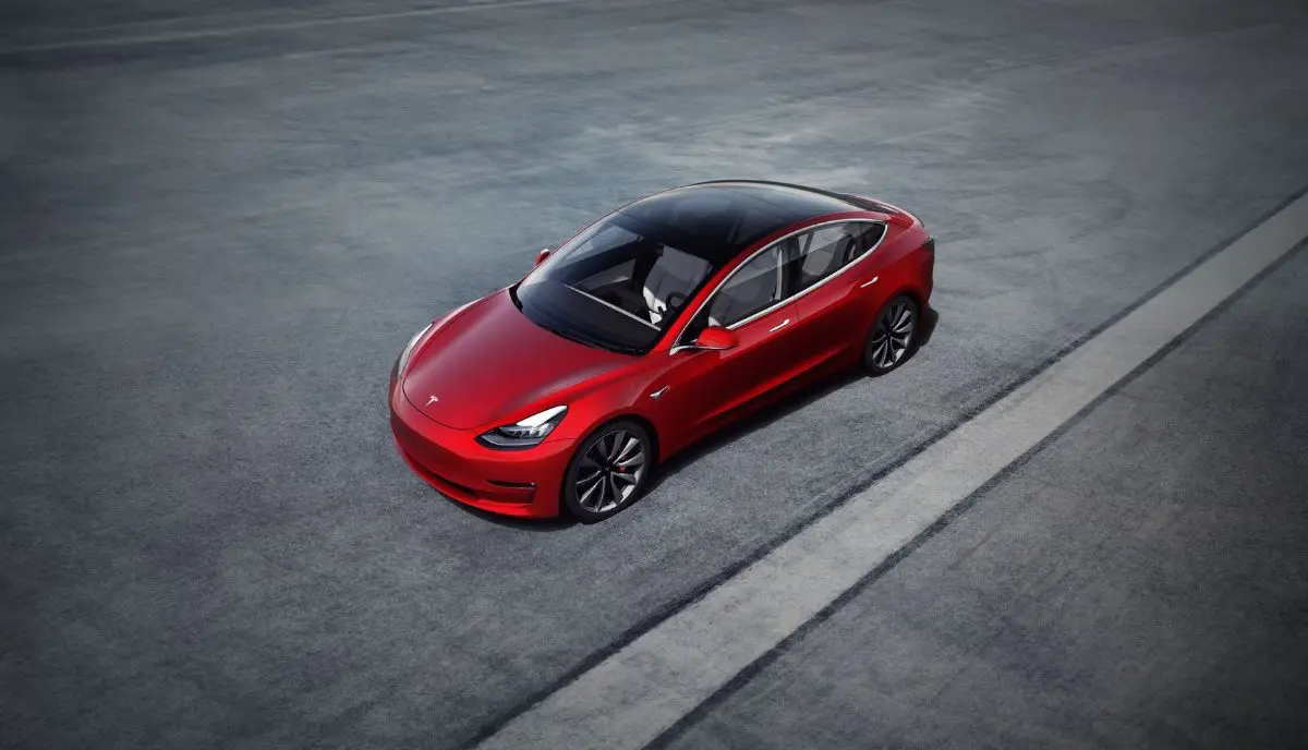 Tesla Model 3 cheapest Sports Car and fuel efficient