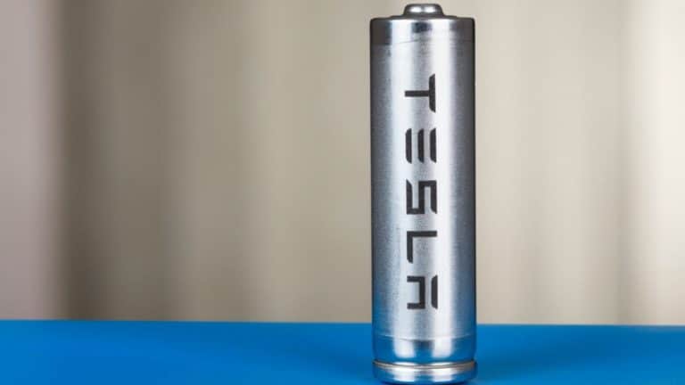 Tesla hybrid battery cells_ new battery long range (1)