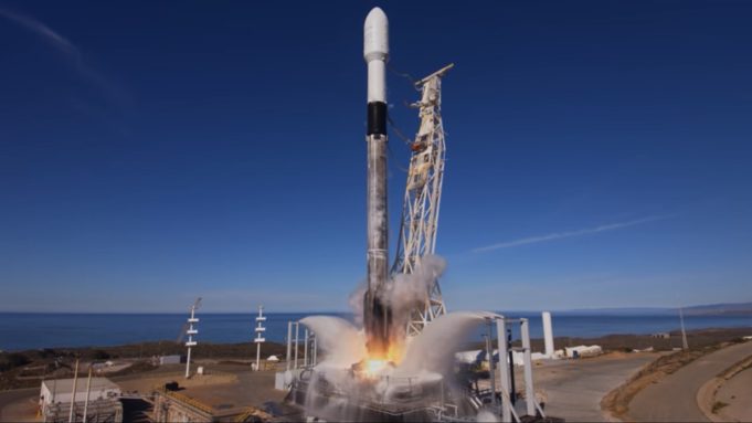 Spacex Blasts Off 60 Starlink Internet Satellites Into Space Via Falcon 9