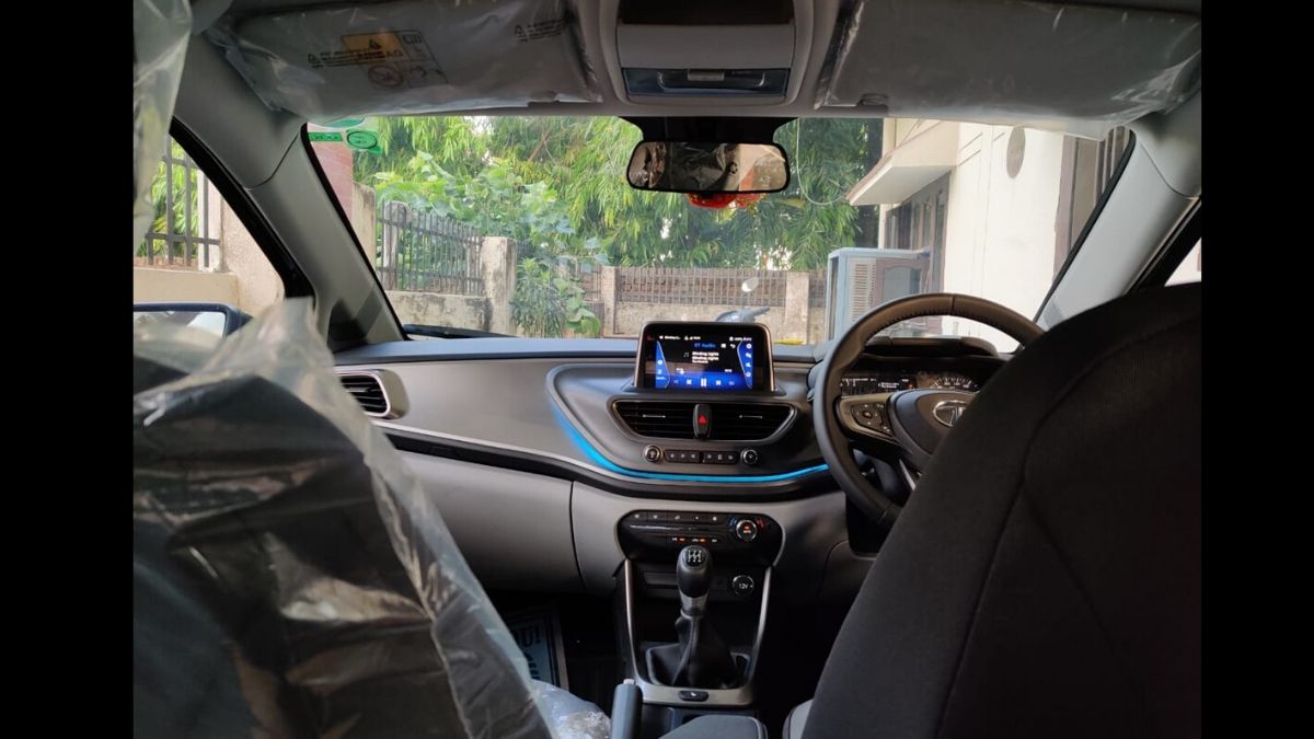Tata Altroz comfort and convenience review
