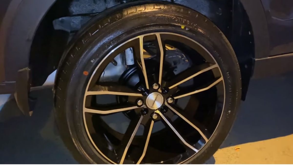 Should You Modify Tata Nexon With 17 Inch Alloy Wheels