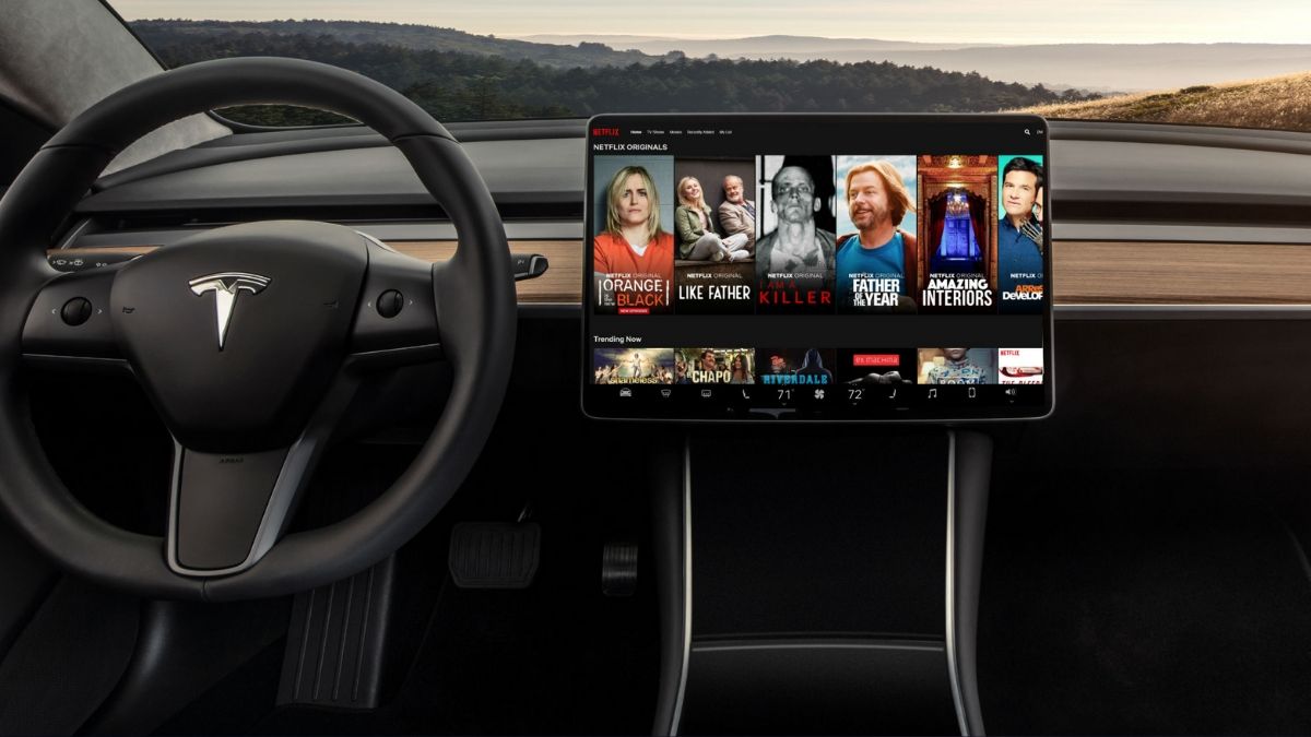 Tesla Model 3 Netflix