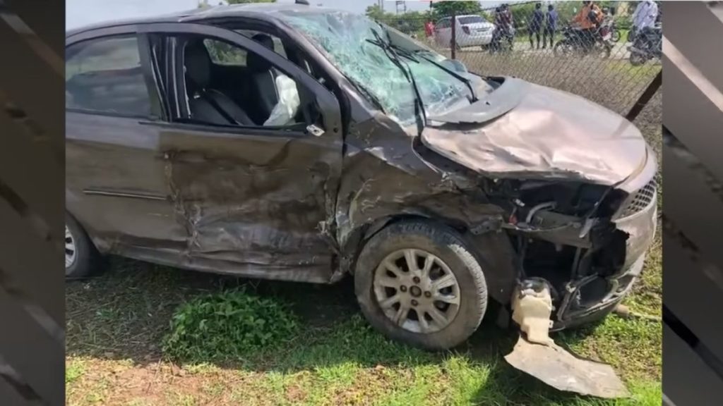 Tata Tiago and Maruti Swift accident