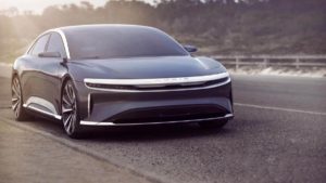 Lucid Air Tesla (1)