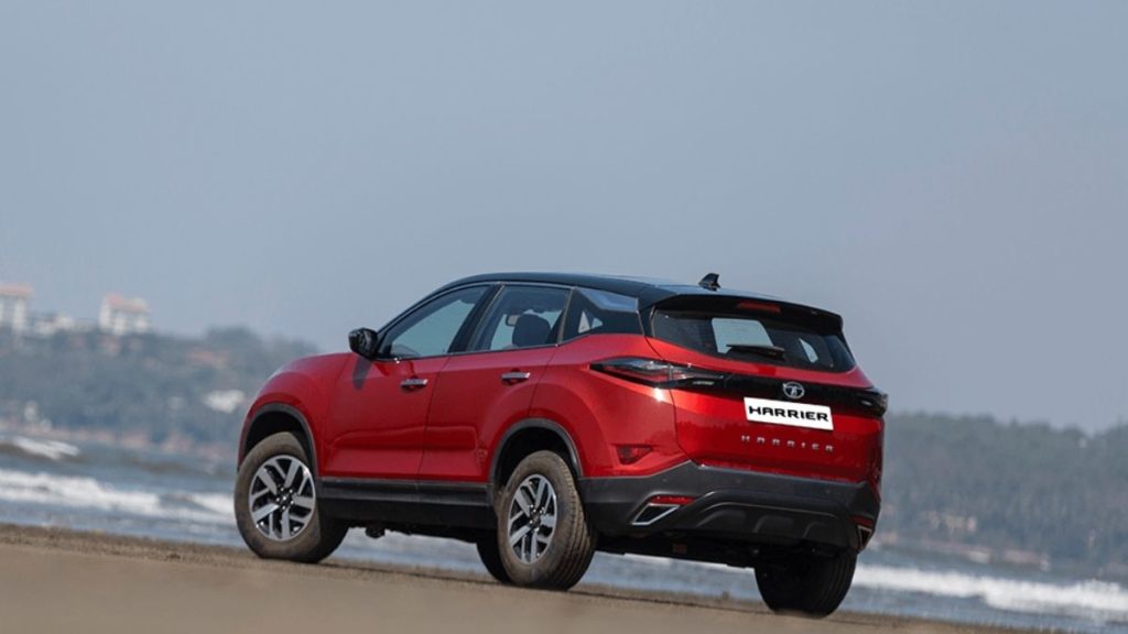 Tata Harrier XT+  panoramic sunroof