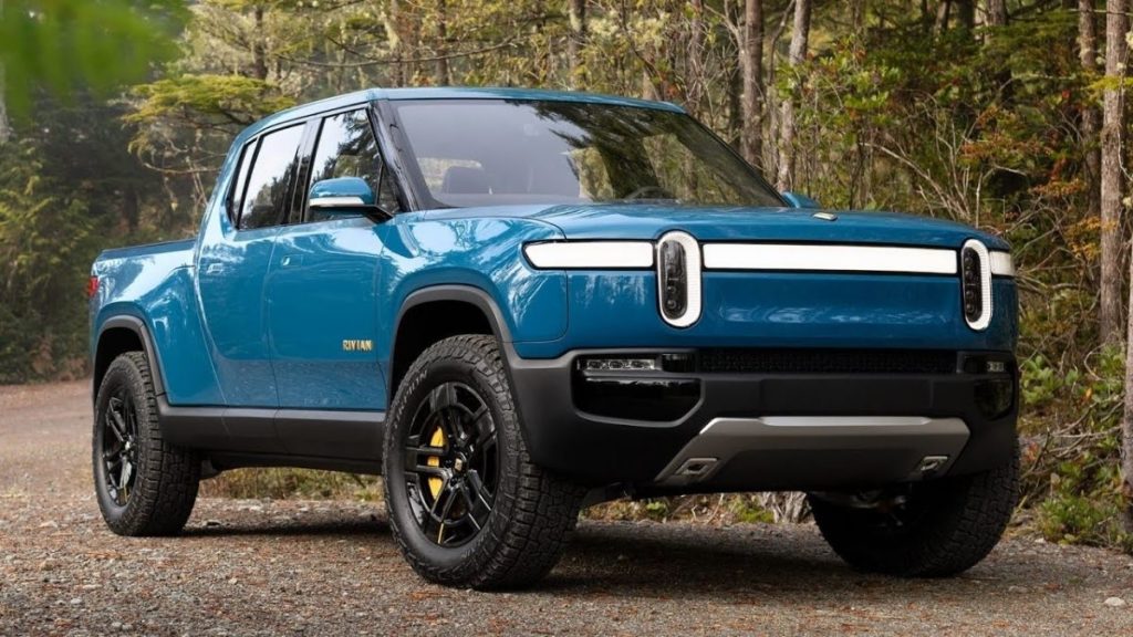 GMC Hummer EV Vs Rivian R1T: Which One Is A Better Electric Truck?