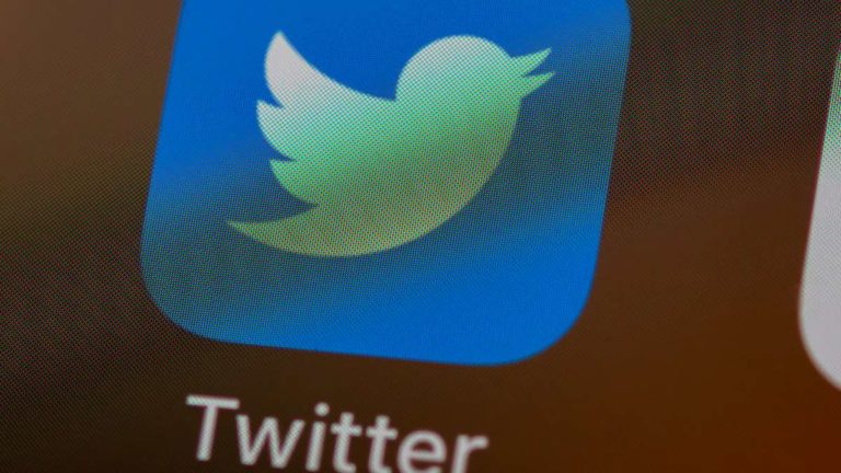 Twitter bans Holocaust-denial posts