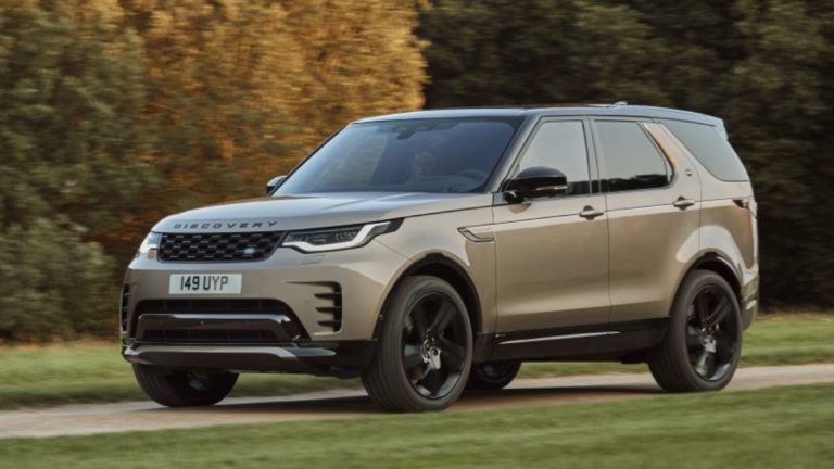 2021 Land Rover Discovery best SUV