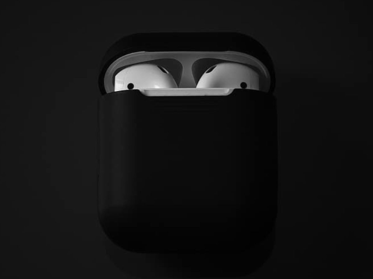 airpods easily switch between devices