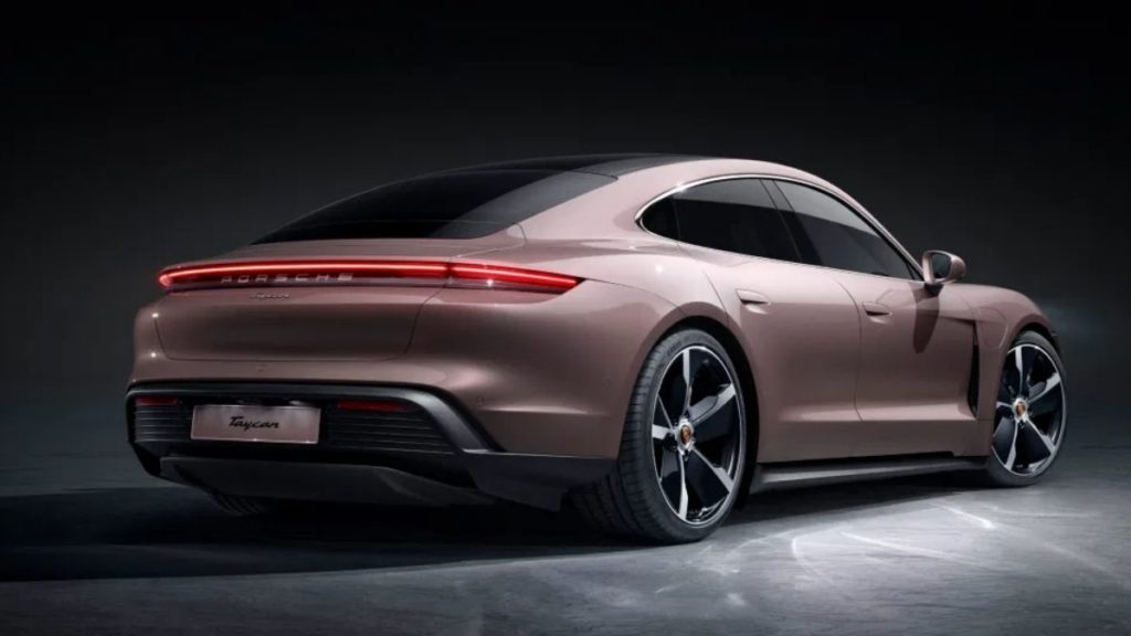 2021 POrsche Taycan new variant