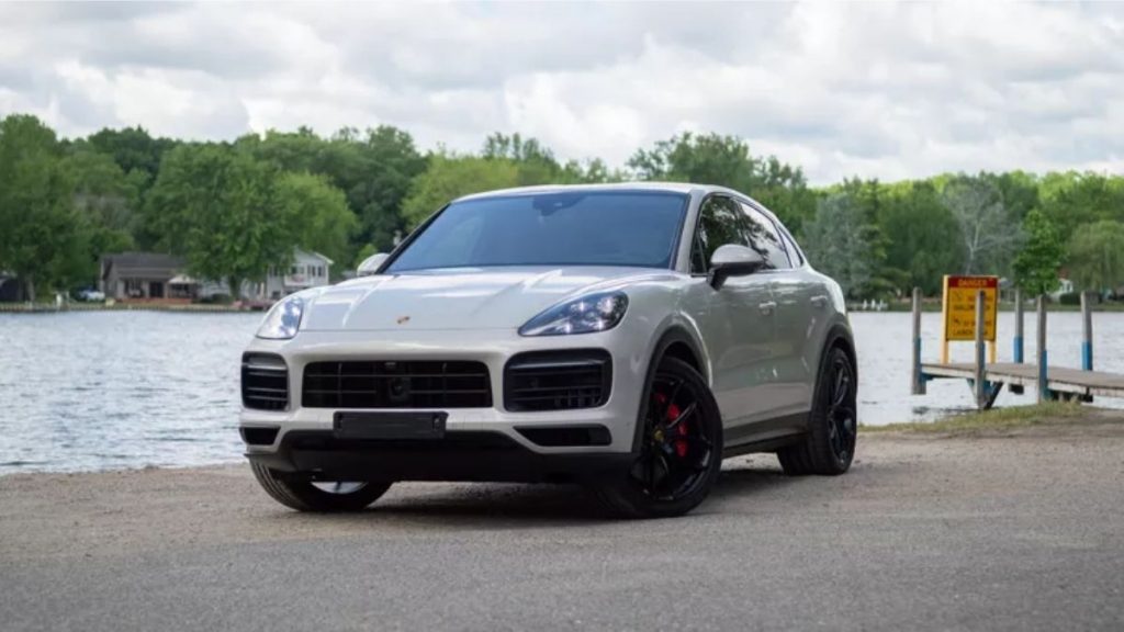 POrsche Cayenne