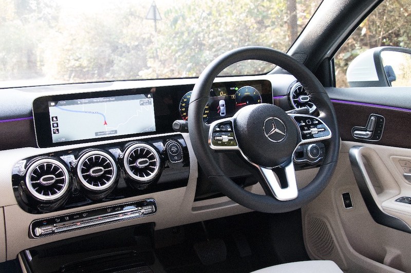 steering of mercedes A Class Limousine