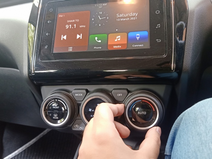 infotainment system and cabin control in swift 2021