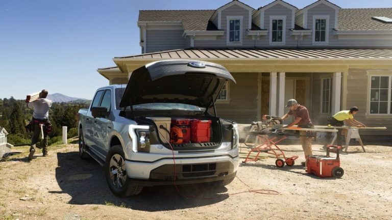 Amazing Ford F-150 lightning features