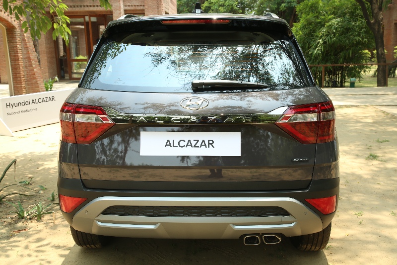 rear view hyundai Alcazar